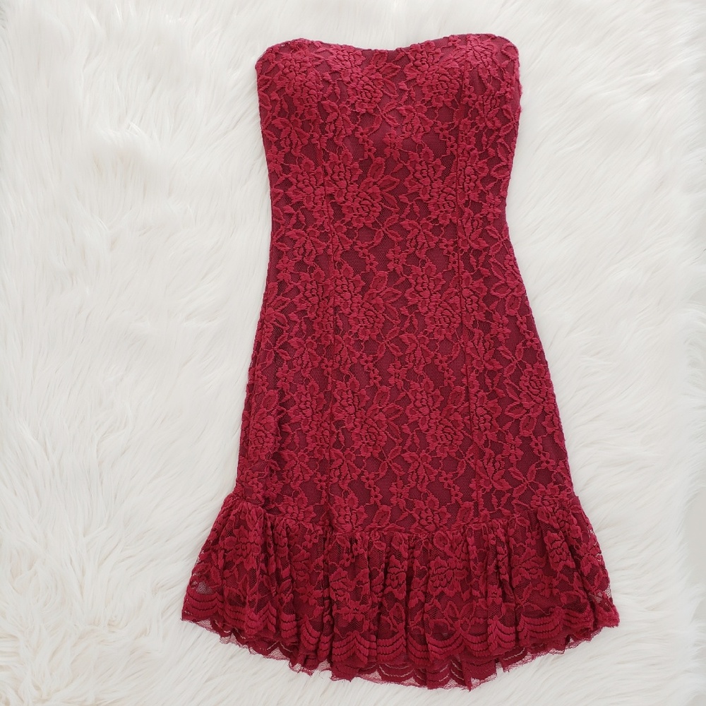La Scala Red Floral Lace Strapless Dress
